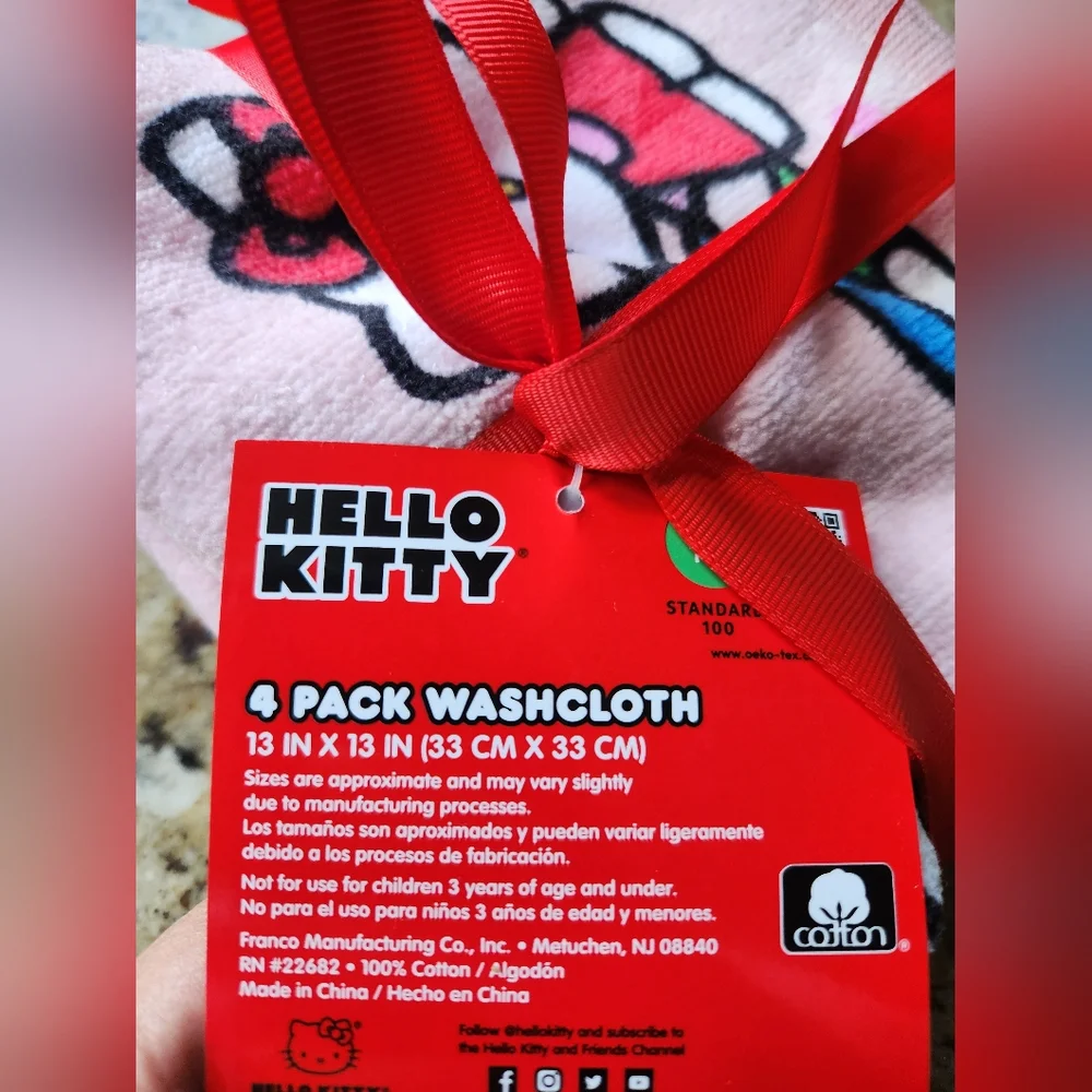 Hello Kitty- Adorable 4 Pack of Washcloths